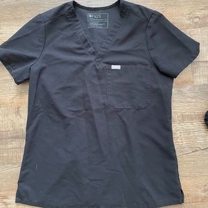 FIGS Catarina One-Pocket Scrub Top Black S